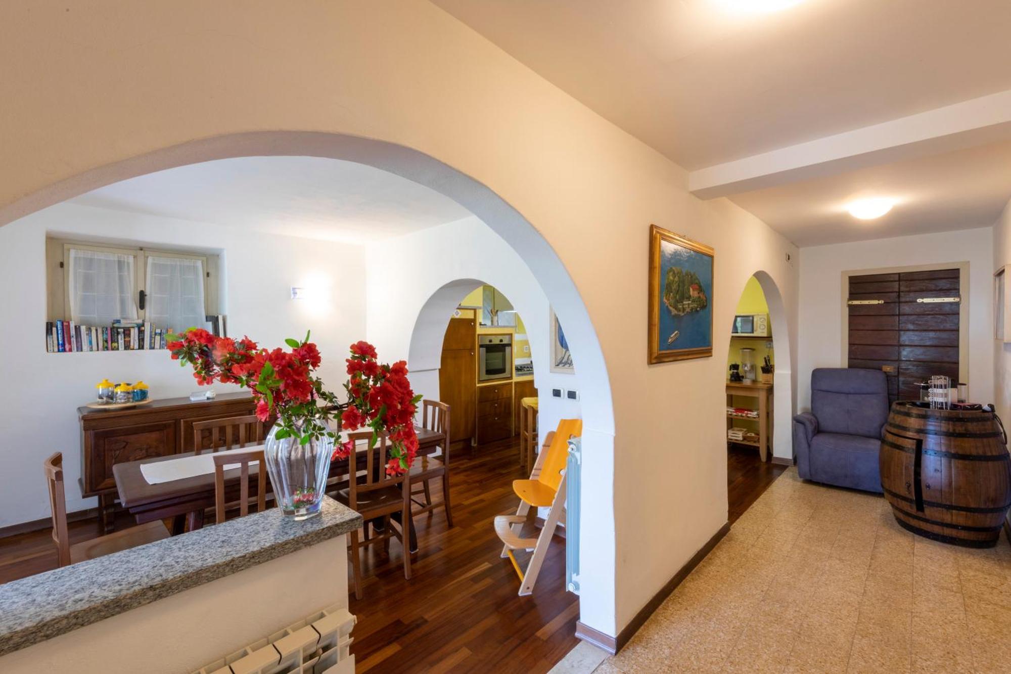 סטרסה Villa Lucciola מראה חיצוני תמונה
