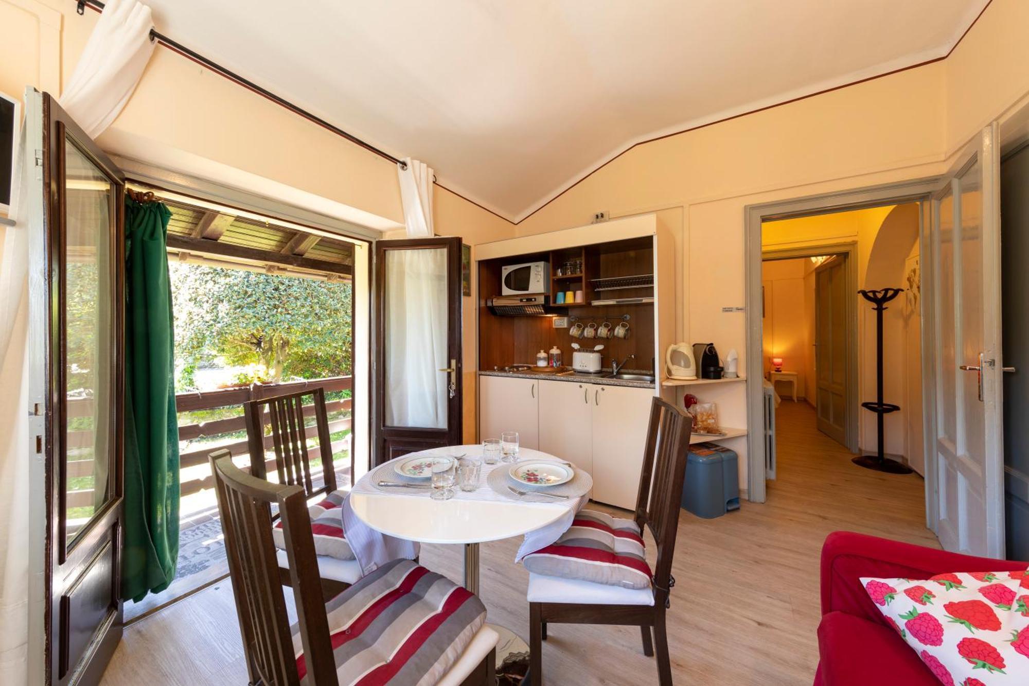 סטרסה Villa Lucciola מראה חיצוני תמונה